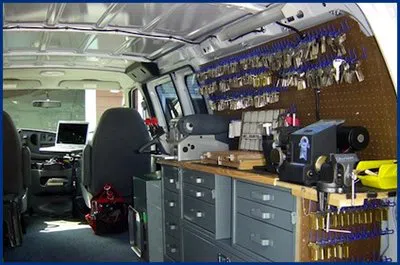 Advantage Locksmith Store Arlington Hts, IL 847-603-3192 - 2-mobile-locksmith